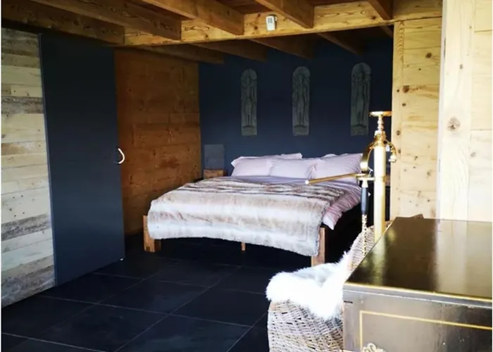 With Panoramic Views Of The Mountains Of The Oberland And Thun