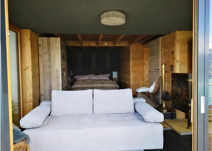 With Panoramic Views Of The Mountains Of The Oberland And Thun