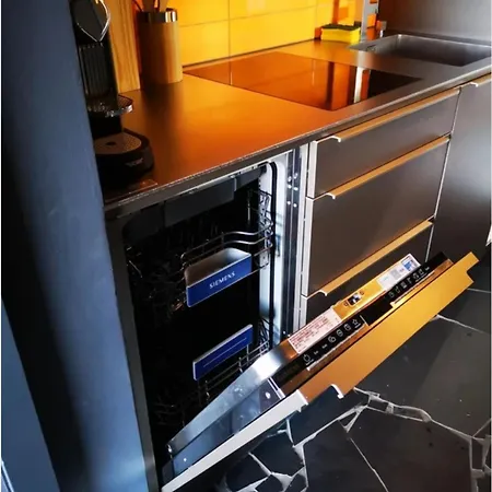 With Panoramic Views Of The Mountains Of The Oberland And Thun Chalé